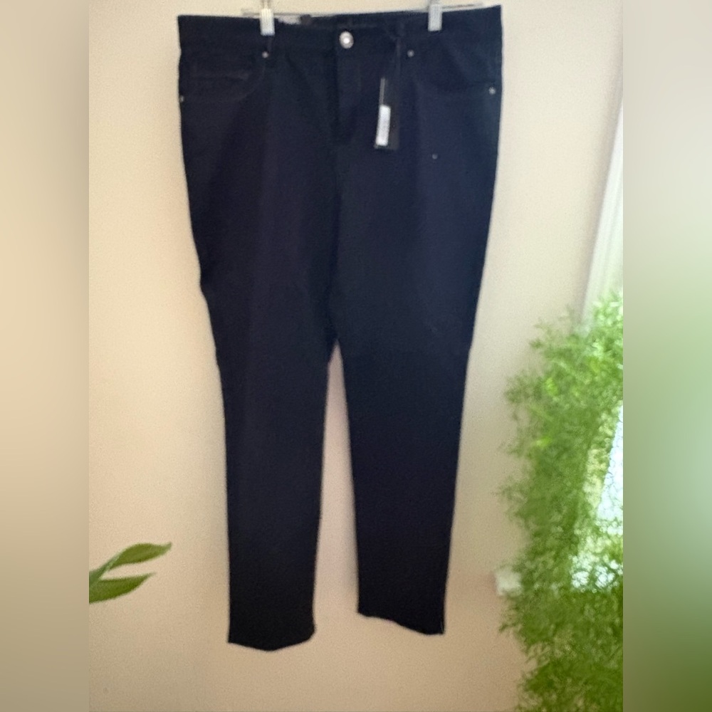 ๐ค Rare find. Discontinued Katie Jeans. Black ๐ค - Picture 8 of 9